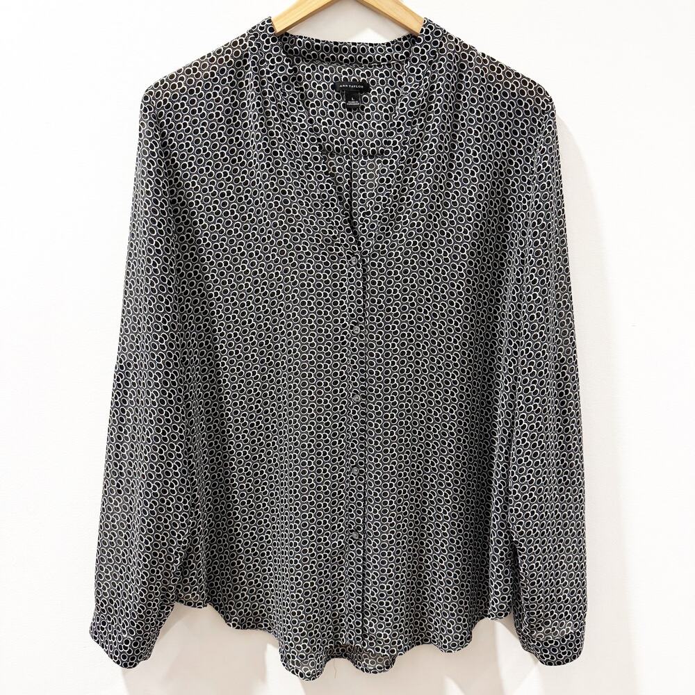 Ann Taylor Black and White Patterned Blouse